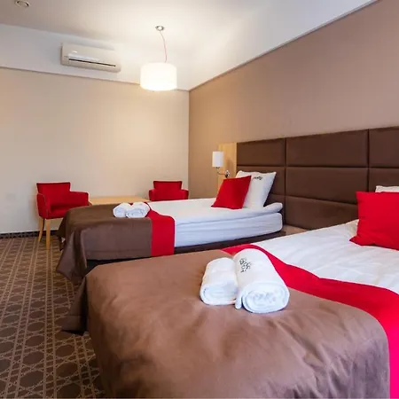 호텔 Nad Czernica Czarne (Pomerania)