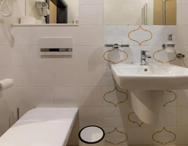 Hotel Nad Czernica 3*